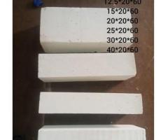 طوب أبيض خفيف… قوة في البناء وراحة في التنفيذ